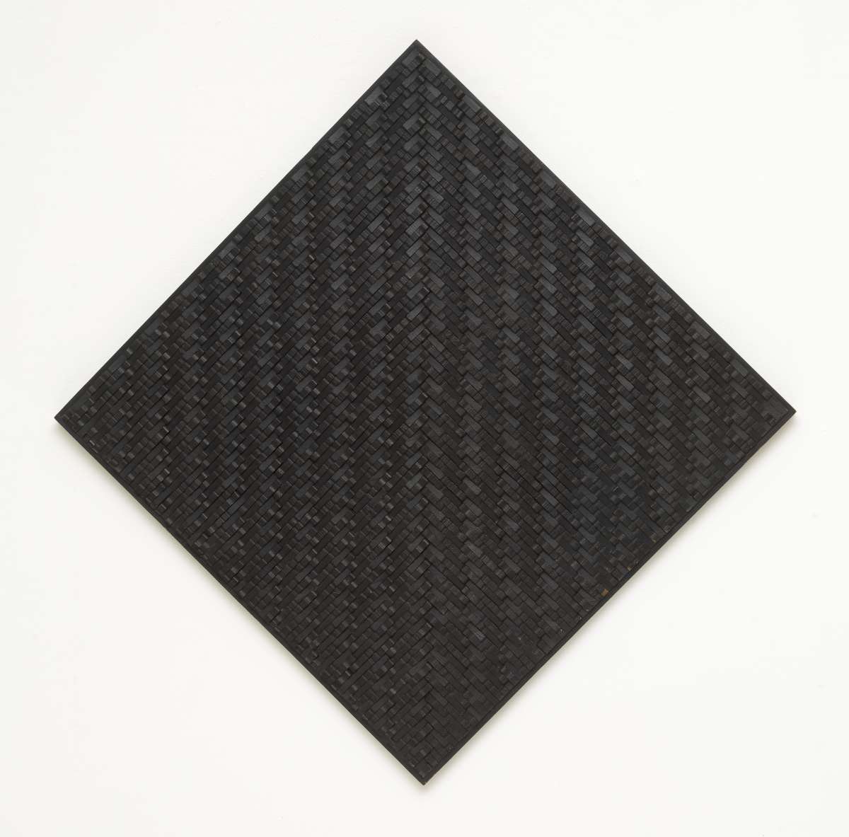 Zwart houten wasknijper-reliëf, 1968