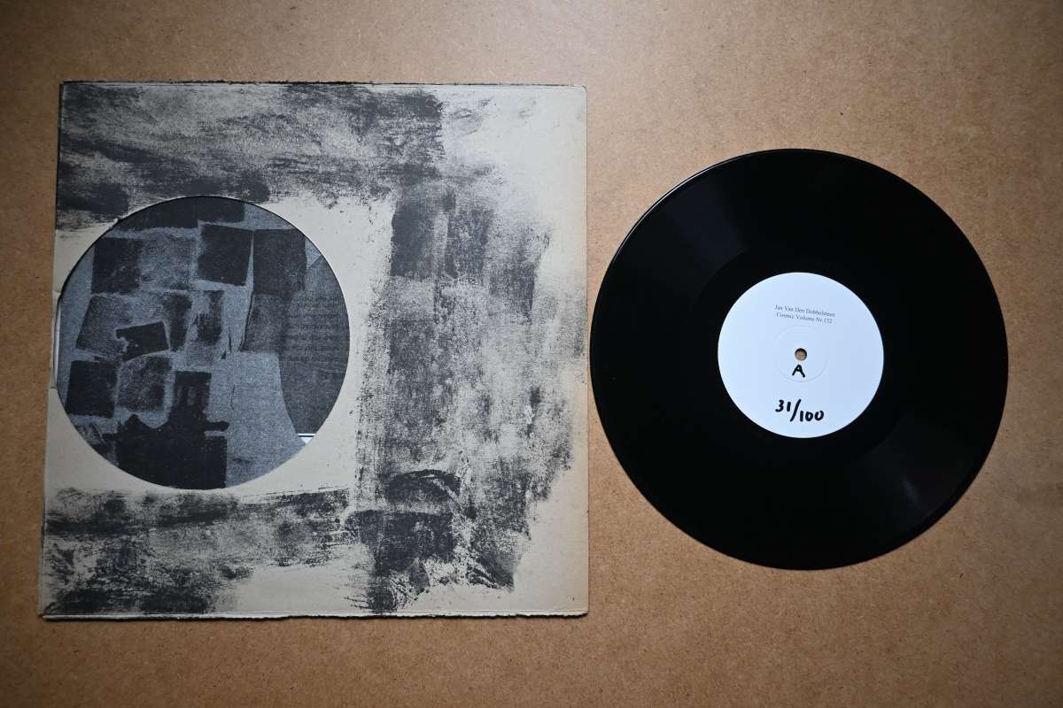 Cosmic Volume Nr.152 31